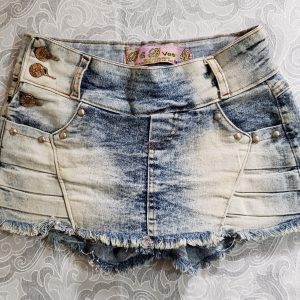 COD: 10184L – Shorts saia jeans,  B & B vest, em algodão com elastano,  tamanho 40 SEMINOVO