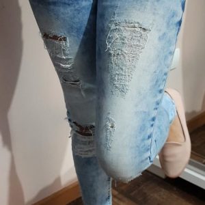COD: 10205B – Calça jeans,  Miss Fifteen,  em algodão com elastano,  tamanho 14, usada