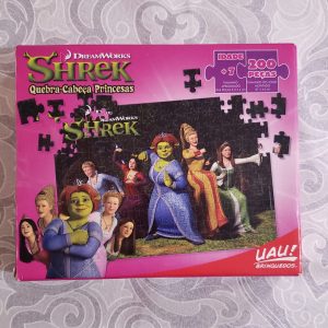 COD: 10273B – Quebra-cabeça Shrek Princesas, Uau Brinquedos, 200 peças, idade mais de 7 anos, medidas da caixa 22 x 18, usado