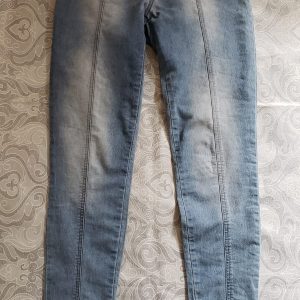 COD: 10303L – Calça leg jeans, Hering, em algodão poliéster e elastano, tamanho 42, usada