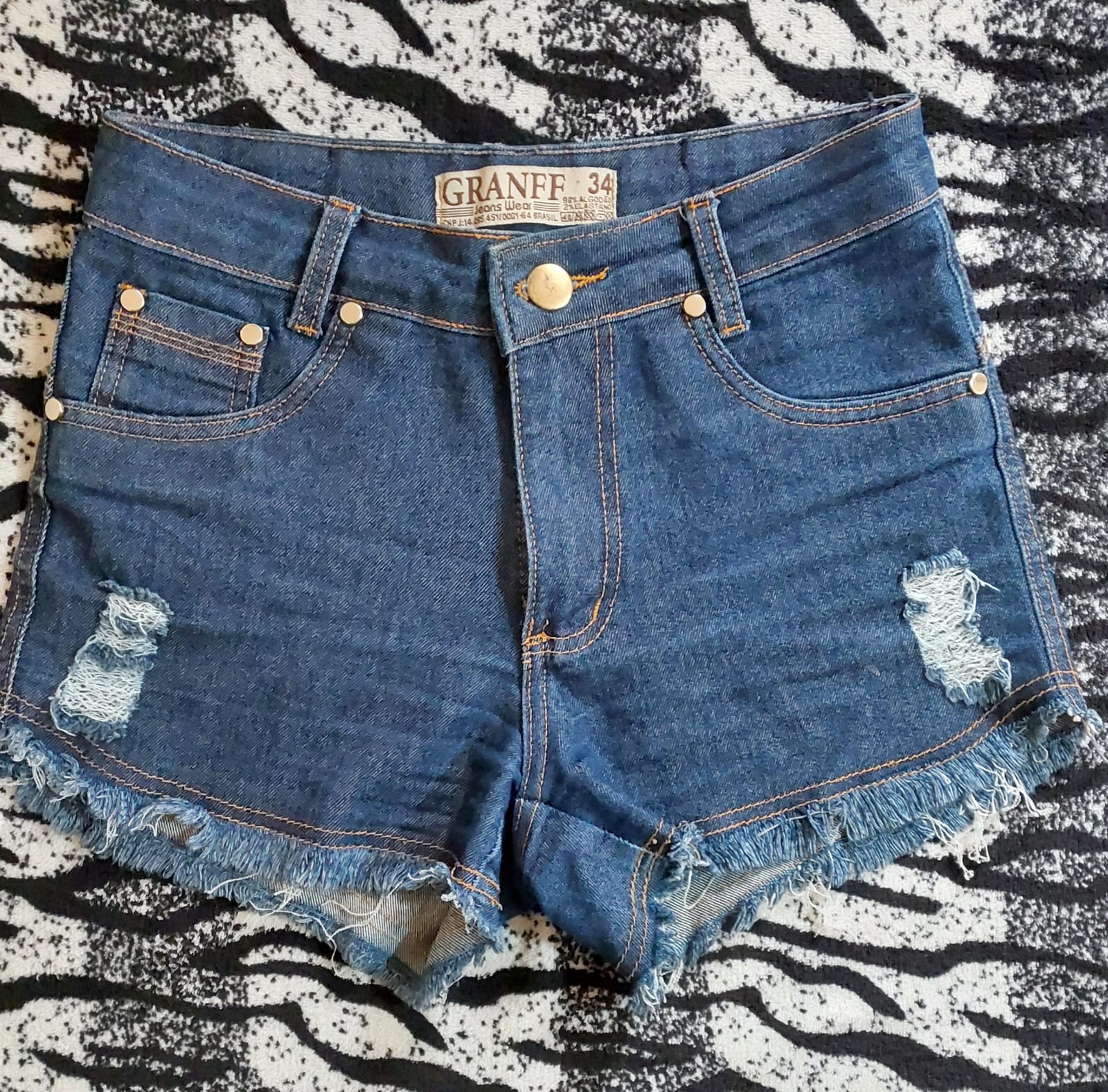 COD: 10419L – Shorts Jeans, marca Granff, tamanho 34, em algodão e elastano, seminovo